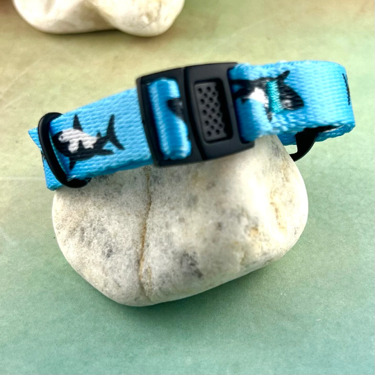 AirTag Bracelet ~ Sharks